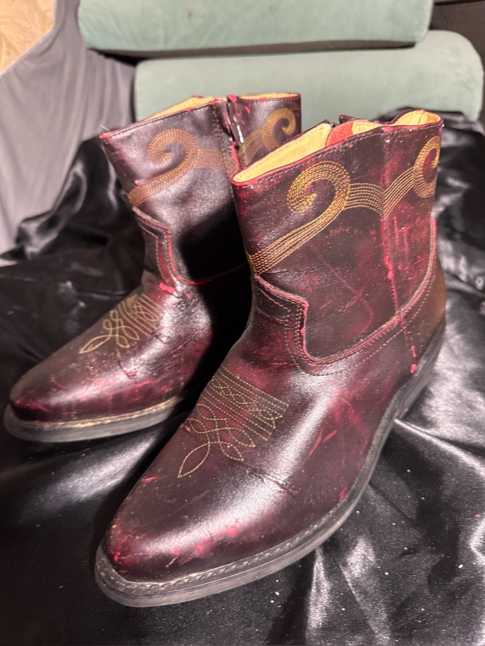 Vintage Men’s Burgundy Western Half Boot. Size 9w EUC